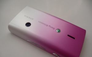 Sony Xperia X8